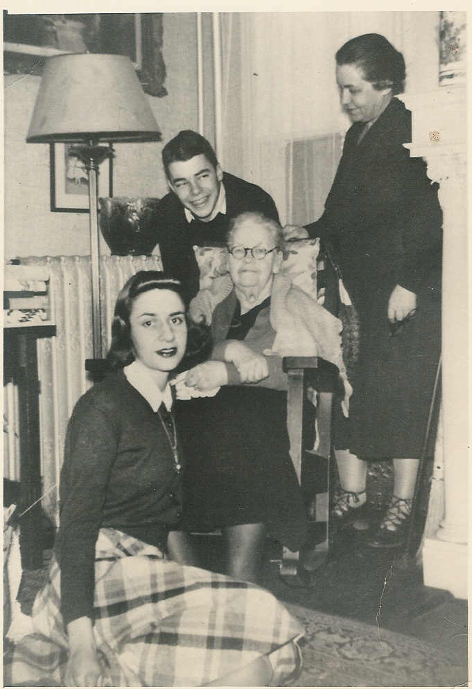 HDFleming @1940 with Betsy,S. Carter and RDF blog.jpeg