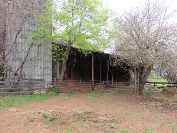 112 Barn shed Apr. 25, 2015.jpg