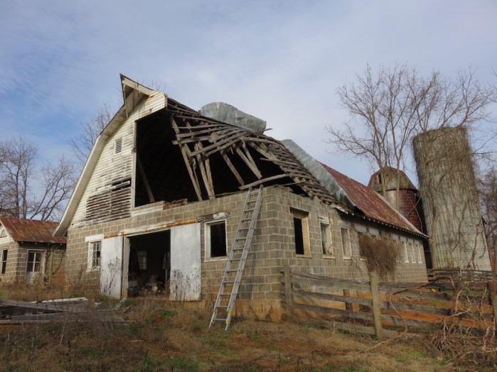 116. Dairy Barn Dec. 13, 2015.jpg