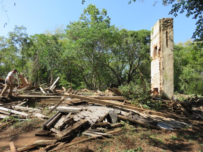 118. house Sept. 18, 2015.jpg